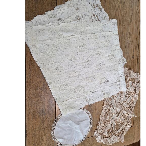 Vtg Lot 20 Crochet Lace Doilies Table Runners Floral Color Circle Rectangle - Picture 5 of 6